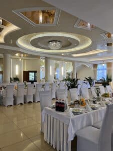 Sala weselna w Hotelu Ostoja w Bobowej