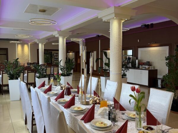 Sala Restauracji Ostoja w Bobowej