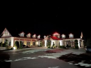 Budynek Hotelu Ostoja w Bobowej
