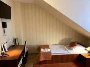 Pokój hotelowy w Hotelu Ostoja w Bobowej