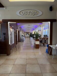 Sala restauracyjna Ostoja w Bobowej