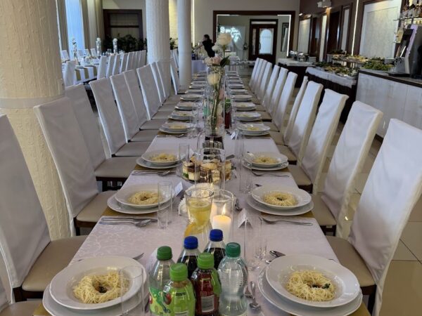Sala Restauracji Ostoja w Bobowej